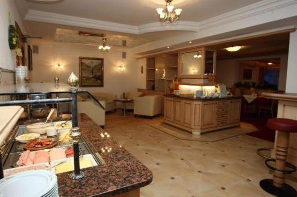 Hotel Garni Sonnenheim Фис Экстерьер фото